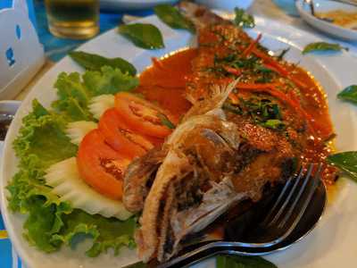 ร้านอาหาร พริม