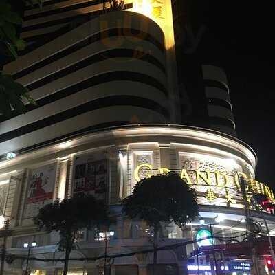 Starbucks Coffee At Grand China Hotel