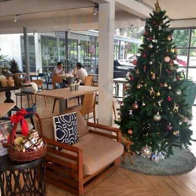 ร้านอาหาร บ้านแม่ยุ้ย