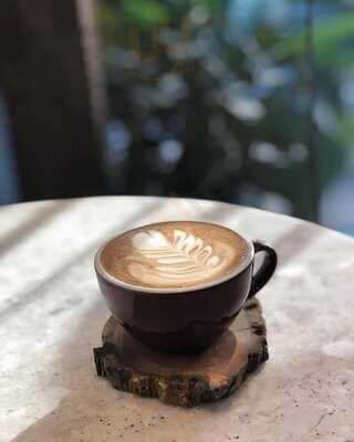 Magic Everyday Coffee & Bar