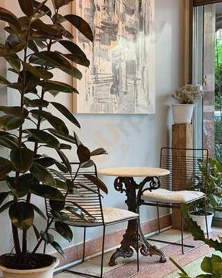 Magic Everyday Coffee & Bar