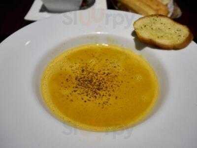 Pomodoro All Seasons Place