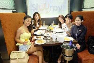 Pomodoro All Seasons Place