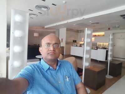 Co2 (cafe On 2) At Park Plaza Sukhumvit Bangkok, Thailand