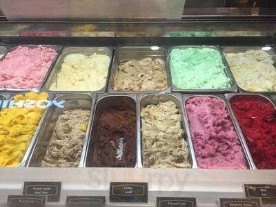 โคลด์สโตนครีมเมอรี่ ร้านไอศกรีม