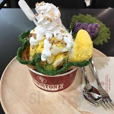 โคลด์สโตนครีมเมอรี่ ร้านไอศกรีม