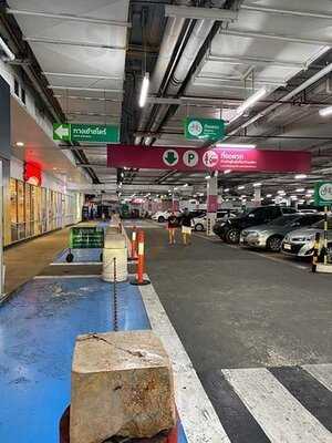 แมคโดนัลด์  (เทสโก้โลตัสเอ็กซ์ตร้า พระราม 4)