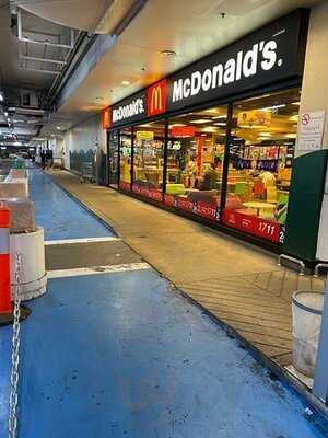 แมคโดนัลด์  (เทสโก้โลตัสเอ็กซ์ตร้า พระราม 4)