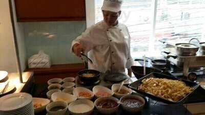 S15 Hotel And Buffet