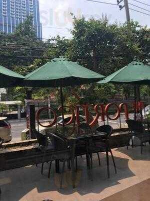 Lemon Farm Macrobiotic Restaurant Bangkok