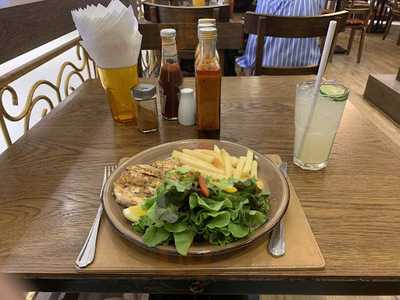 Piri-piri Flaming Grill Paragon