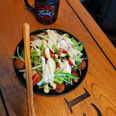 Lucky 13 Sandwich On Nut