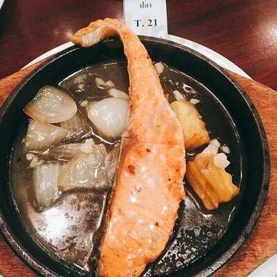 Triple Two Restaurant & Bar