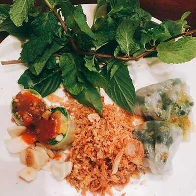 Triple Two Restaurant & Bar