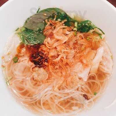 Triple Two Restaurant & Bar