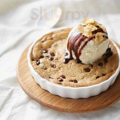 On The Table Tokyo Cafe