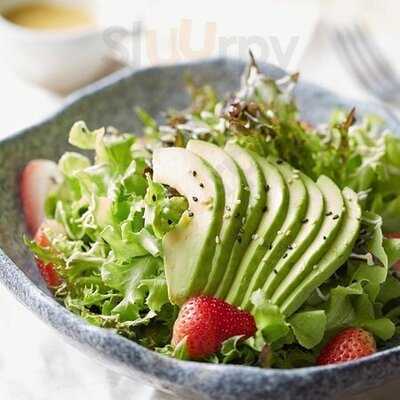 On The Table Tokyo Cafe