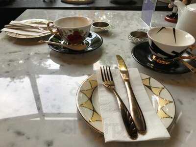 บอนนี่ ดอลลี่ส์ ทีรูม