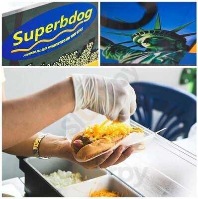 ซูเพิร์บด๊อก