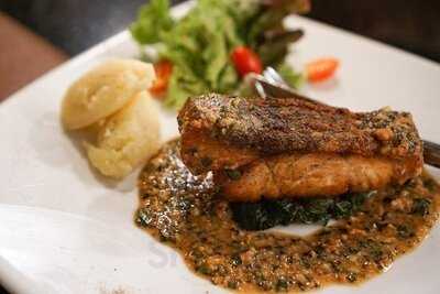 โฟลว์ เรสเตอรองท์แอนด์บาร์