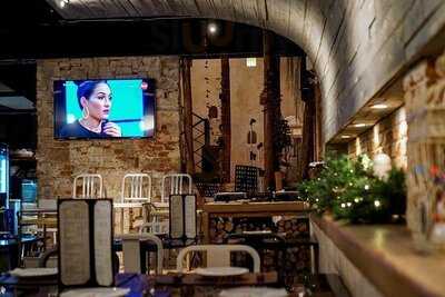 โฟลว์ เรสเตอรองท์แอนด์บาร์