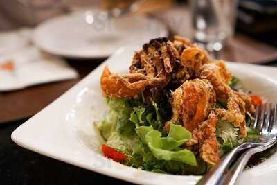 โฟลว์ เรสเตอรองท์แอนด์บาร์