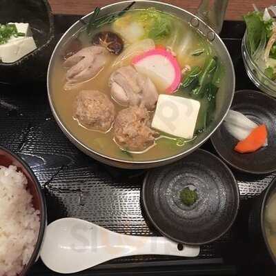 Torihada Surawong 鳥波多