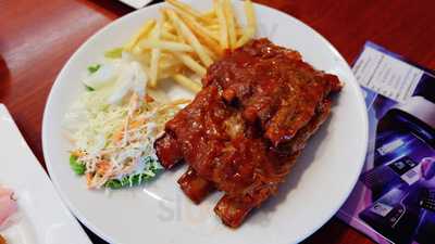 The M Pub Beers N' Beers