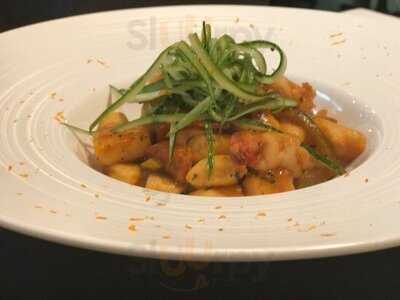 Franco's Restaurant & Bar