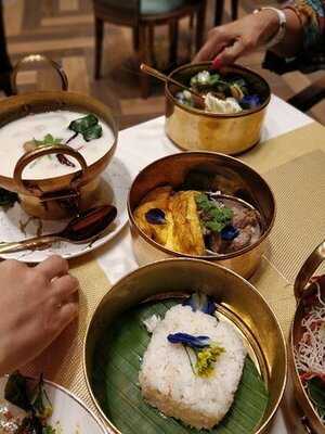 Naraya Tea Room - Iconsiam