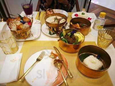 Naraya Tea Room - Iconsiam
