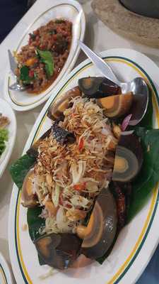 ร้านอาหาร โพลาโพล่า (บัว)