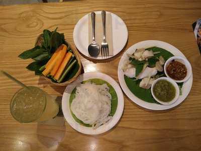 ส้มตำเด้อ สาขาทองหล่อ