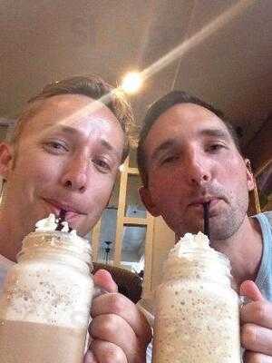 บันเฟ่เดอะคอฟฟี่ บาร์ & เบเกอรี่