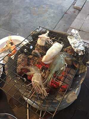 ไต้ก๋ง ซีฟู้ด บุฟเฟต์