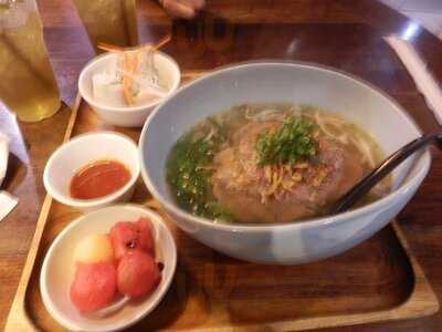 ร้านอาหารเวียดนาม เฝอ