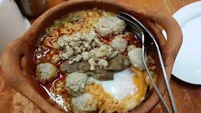 โจ๊กเปิดหม้อ