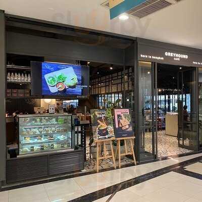 Greyhound Cafe (the Promenade)