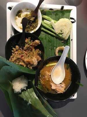 Greyhound Cafe (the Promenade)