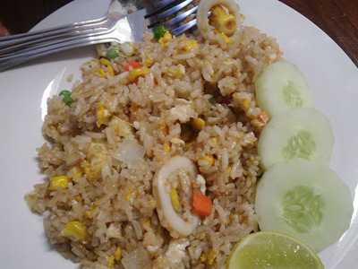 ร้านข้าวตอก