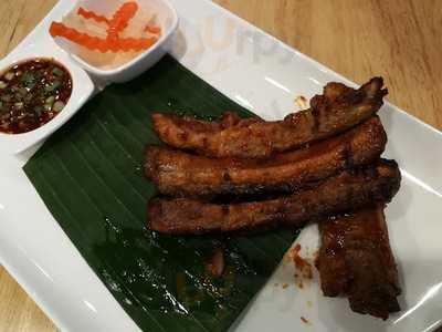 ร้านอาหารสวนสิริน