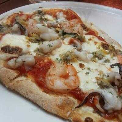 พิซซ่าพิซซ่าบายญาณี