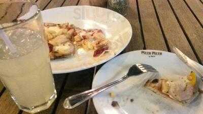 พิซซ่าพิซซ่าบายญาณี