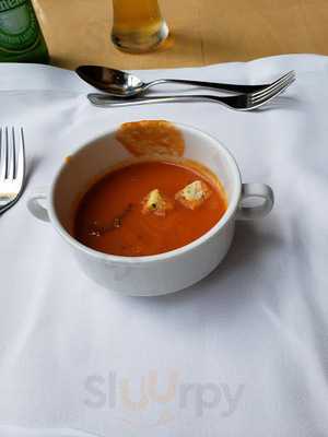 ห้องอาหาร ดิเอเทรียม