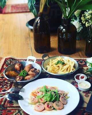 Across The Universe Cafe