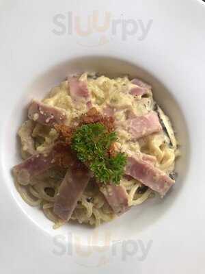 Across The Universe Cafe