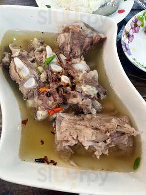 เล้งไก่ไข่ตีน