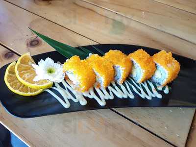 ร้านอาหารญี่ปุ่น ซาคาเอะซูชิ