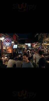 โรลลิ้ง สโตน พิซซ่า