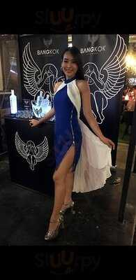 โรลลิ้ง สโตน พิซซ่า